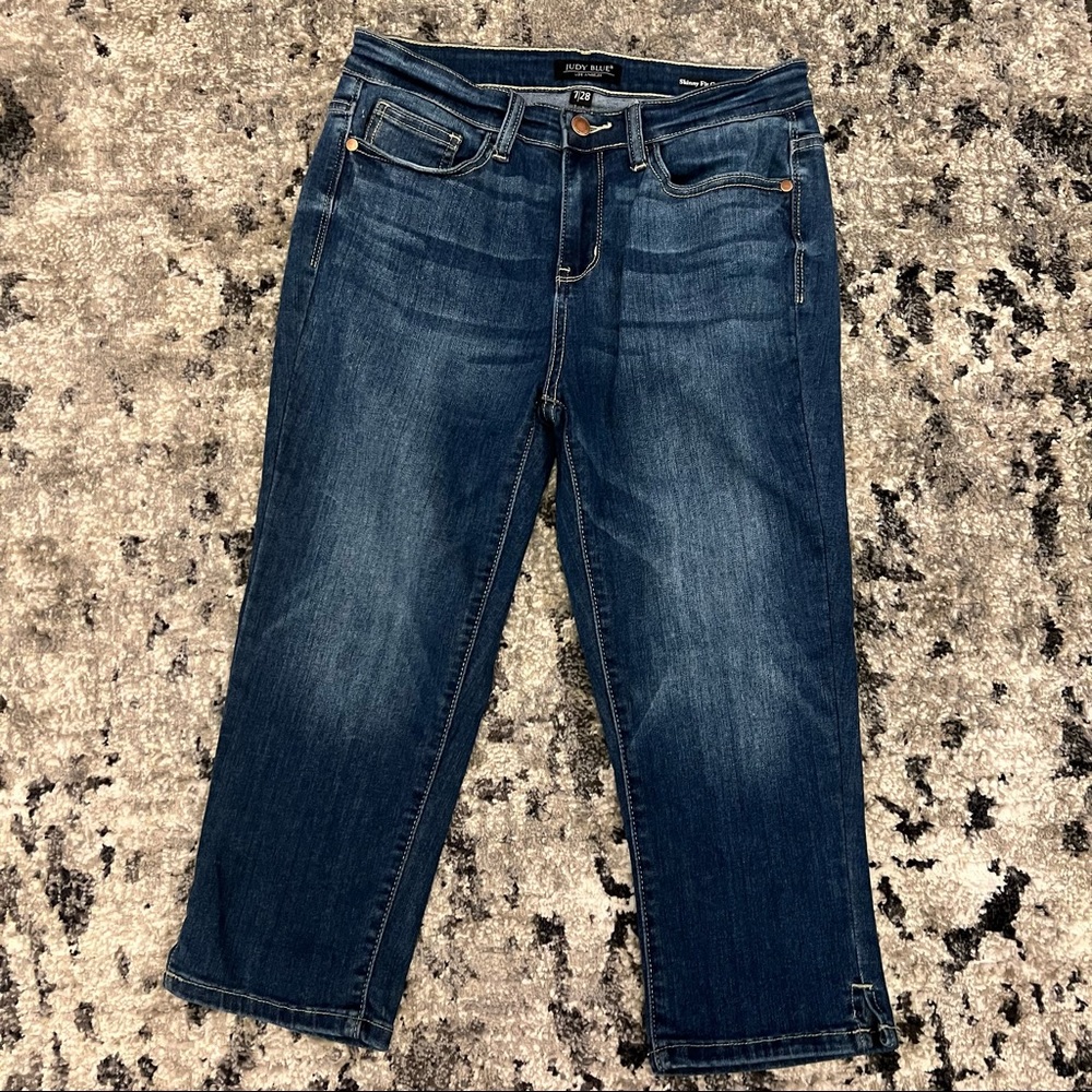 JUDY BLUE Mid Rise Skinny Fit Blue Denim Jean Capri 7/28 NWOT